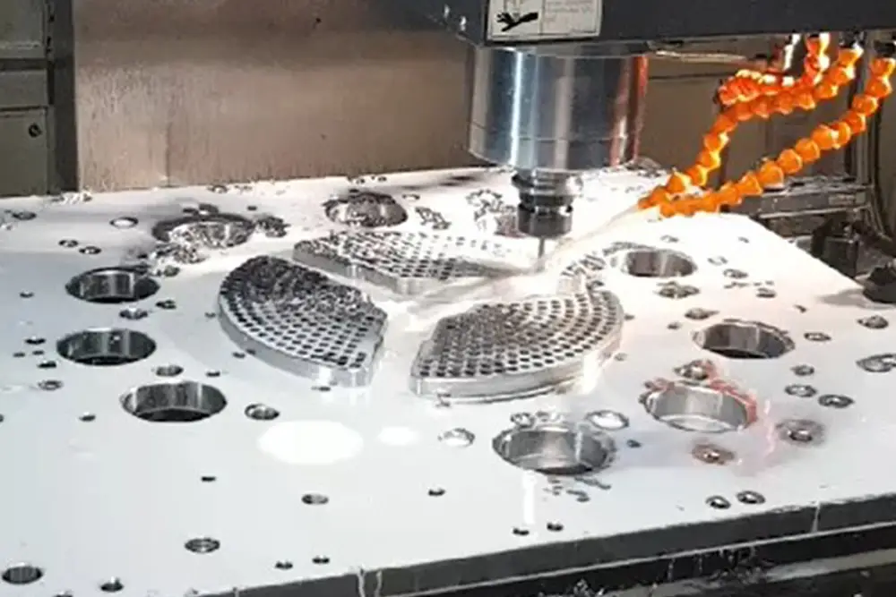 CNC Dik İşleme